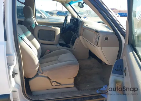 2003 Chevrolet Tahoe Ls z USA, uszkodzony, nr VIN 1GNEC13V53R171778